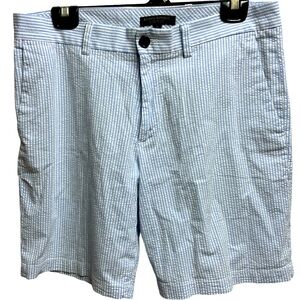 Men’s banana republic shorts.